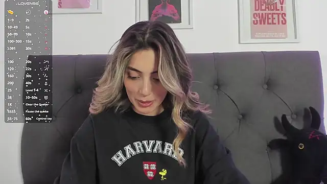 IsadoraGalle  online show from February 13, 4:03 pm