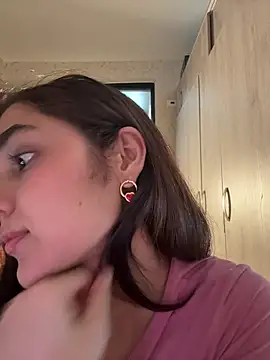 CuteeRose online show from February 26, 3:33 pm