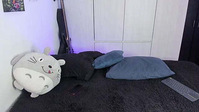 Snapshot of Aventure_Twinks chatting on January 29, 2:21 pm Aventure Twinks online show from January 29, 2:21 pm