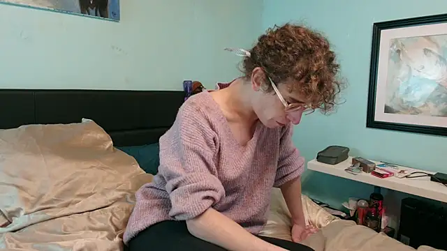 Prxscillia Tx online show from December 5, 4:36 pm