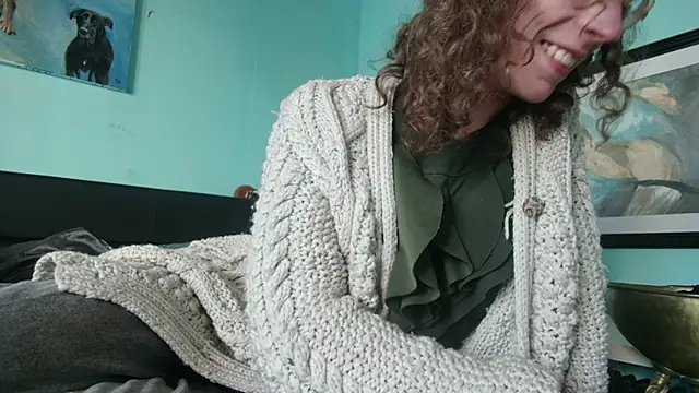 Prxscillia Tx online show from March 15, 4:02 pm