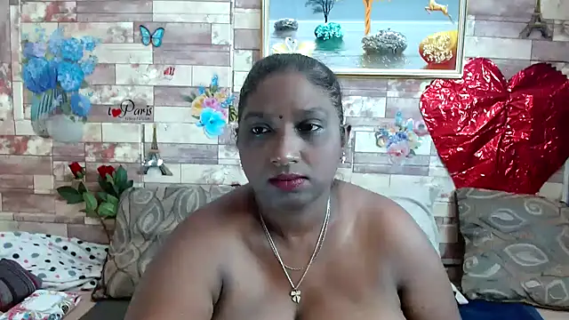 Snapshot of Indian_tracy chatting on March 9, 8:29 am Indian tracy online show from March 9, 8:29 am