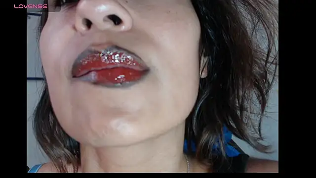 fantasty nylon online show from February 7, 9:04 pm