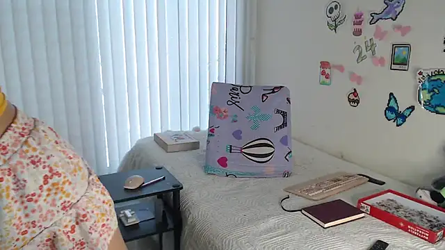 reaLISStic online show from January 8, 8:29 pm