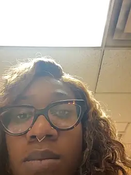 VixenCapri online show from November 19, 3:34 pm