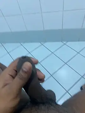 SLhotman online show from March 13, 5:18 pm