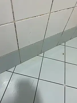 SLhotman online show from March 19, 5:39 pm