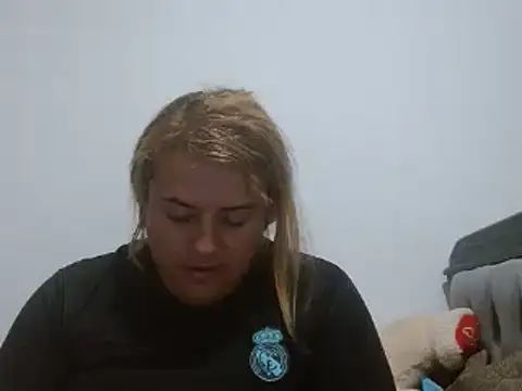 KIARAMARSHALLWELLZ online show from February 3, 11:15 pm