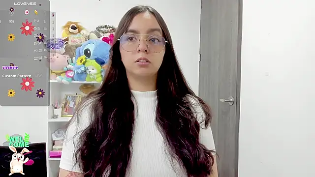Snapshot of Valery7rose_ chatting on June 9, 2:50 pm Valery7rose online show from June 9, 2:50 pm