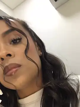 Snapshot of JuanaSimons chatting on March 12, 11:01 pm JuanaSimons online show from March 12, 11:01 pm