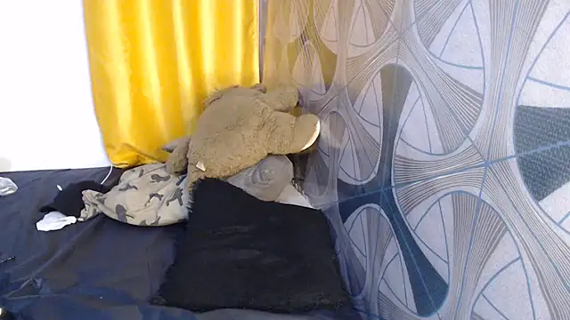 Candiey001 online show from January 25, 8:00 pm