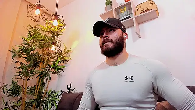 SebastianVilla  online show from July 10, 10:01 pm