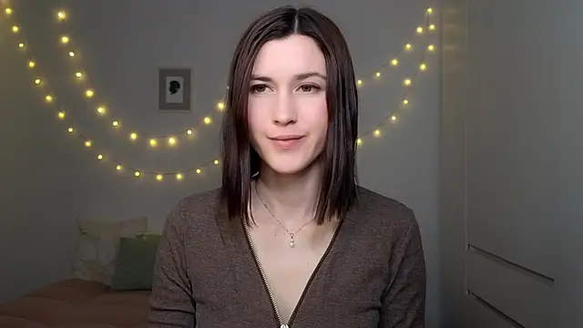 Snapshot of AliciaNewell chatting on May 28, 4:26 pm AliciaNewell online show from May 28, 4:26 pm