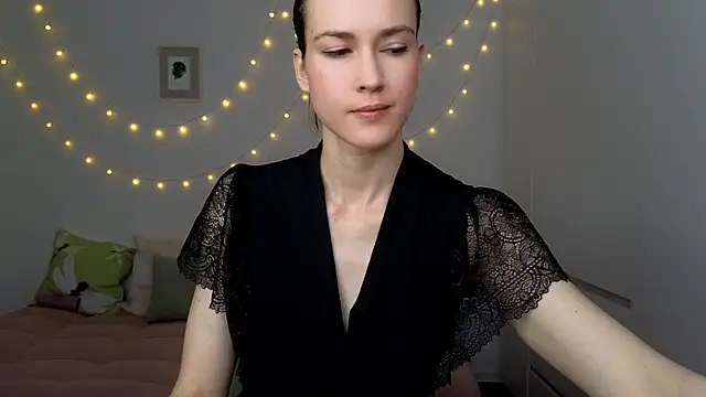 AliciaNewell online show from July 3, 4:19 am