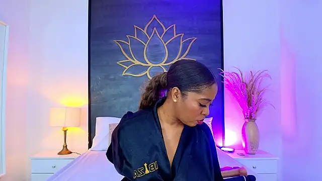 AlisonTravis online show from April 23, 2:57 am