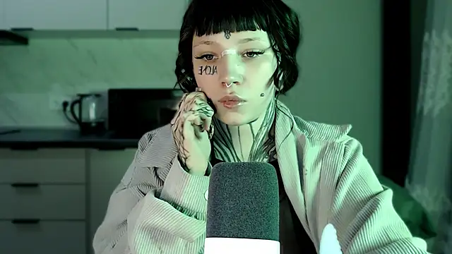 tradishka online show from January 27, 11:11 pm