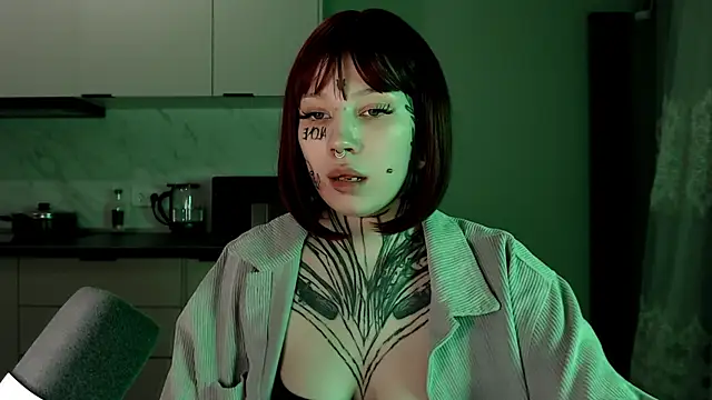 tradishka online show from February 9, 1:44 am