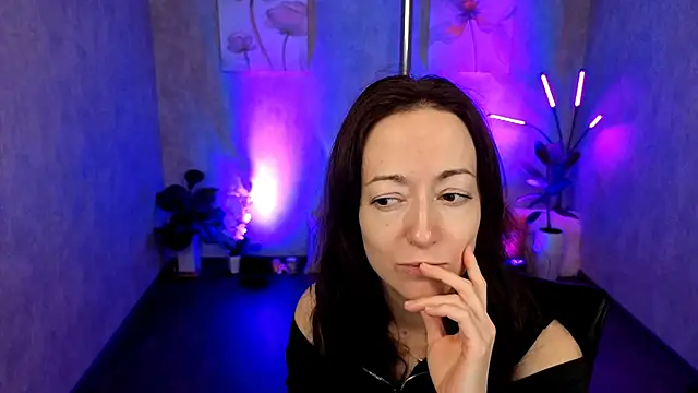 Snapshot of kimberlyray777 chatting on February 20, 6:24 pm kimberlyray777 online show from February 20, 6:24 pm