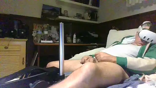 parejamlga58 online show from December 4, 1:47 am