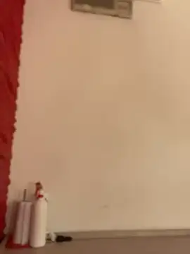 Emilia Bakerr online show from December 9, 5:30 pm