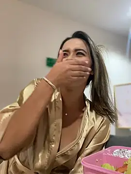 Emilia Bakerr online show from March 11, 6:19 pm