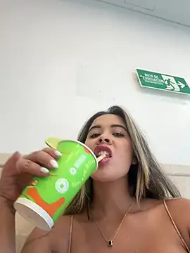 Emilia Bakerr online show from July 11, 7:38 pm