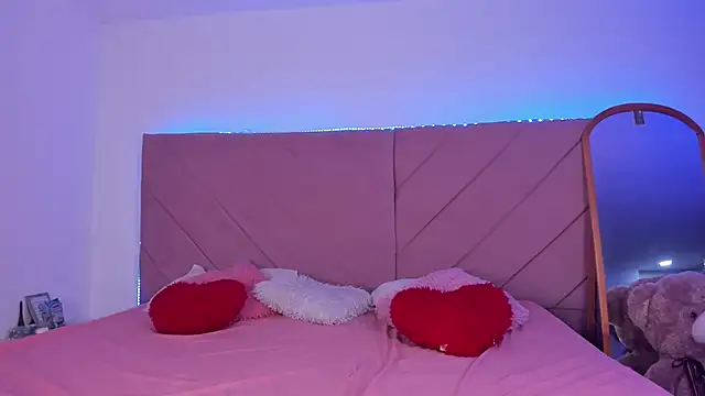 Snapshot of Marily_Daniela_ chatting on November 30, 2:26 am Marily Daniela online show from November 30, 2:26 am