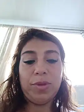 Snapshot of MrsFoucher chatting on May 3, 9:43 pm MrsFoucher online show from May 3, 9:43 pm