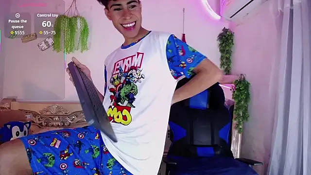 huge armound online show from October 14, 12:00 am