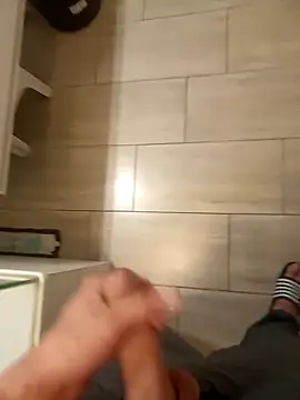 Snapshot of victortt chatting on October 4, 9:35 pm victortt online show from October 4, 9:35 pm