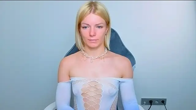 Lily Daviss online show from June 11, 3:26 am