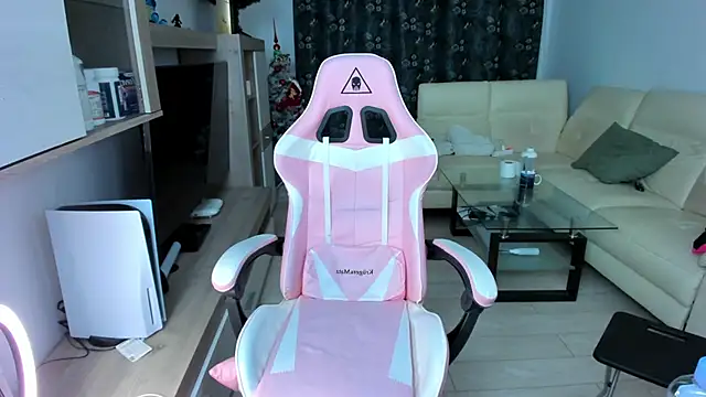 KaylaLaine online show from February 12, 6:08 am