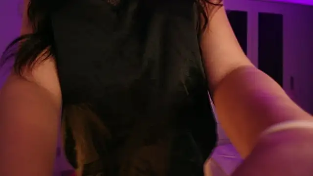 KaylaLaine online show from October 6, 6:11 am