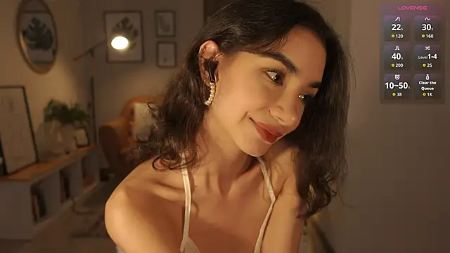 JulietteDee online show from November 3, 9:59 pm