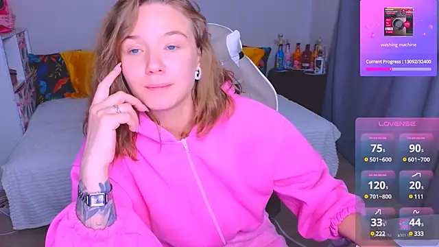 Snapshot of Karen_morris chatting on December 8, 11:14 am Karen morris online show from December 8, 11:14 am