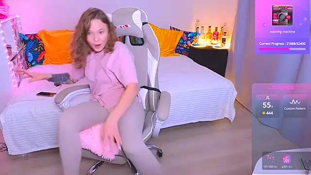 Snapshot of Karen_morris chatting on December 13, 7:53 pm Karen morris online show from December 13, 7:53 pm