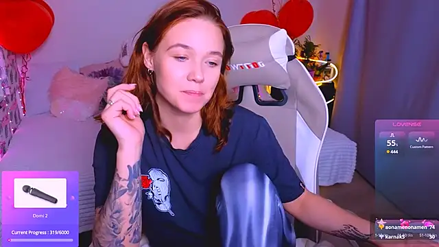 Snapshot of Karen_morris chatting on March 22, 4:15 pm Karen morris online show from March 22, 4:15 pm