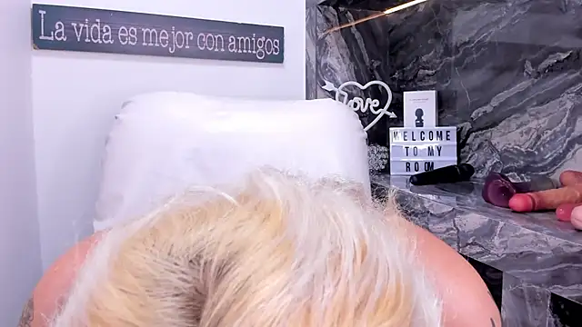 miss danika online show from February 3, 5:14 pm