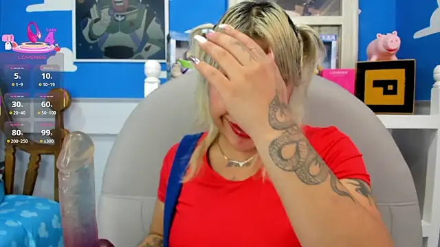 miss danika online show from March 22, 11:11 am