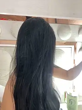 lucianaroy online show from March 17, 1:03 am