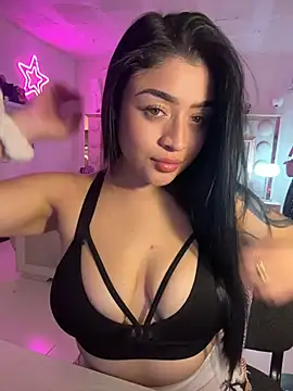 lucianaroy online show from April 23, 5:30 am