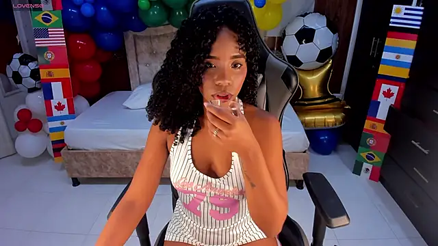 lia 16 online show from June 19, 11:03 am