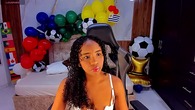 lia 16 online show from July 13, 11:02 am