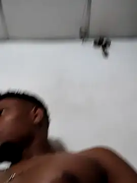 hugo3918  online show from October 20, 2:50 pm