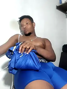 hugo3918  online show from February 18, 3:24 am