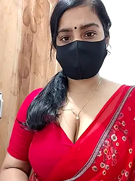 Snapshot of Ritusri_Dotta chatting on December 24, 7:33 pm Ritusri Dotta online show from December 24, 7:33 pm