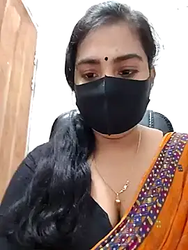 Snapshot of Ritusri_Dotta chatting on January 18, 4:42 pm Ritusri Dotta online show from January 18, 4:42 pm