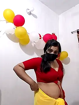 Snapshot of Ritusri_Dotta chatting on February 4, 7:22 pm Ritusri Dotta online show from February 4, 7:22 pm