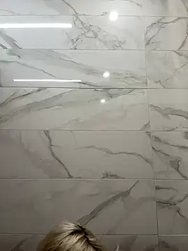 Snapshot of LikaCat chatting on February 7, 6:14 am LikaCat online show from February 7, 6:14 am