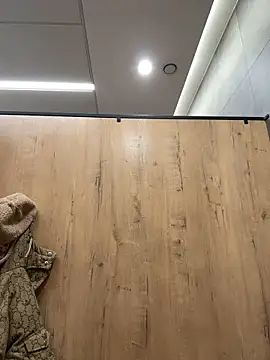 Snapshot of LikaCat chatting on March 19, 7:18 am LikaCat online show from March 19, 7:18 am